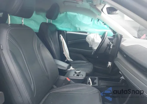 2023 Ford Mustang Mach-E Premium z USA, uszkodzony, nr VIN 3FMTK3SU9PMA70821